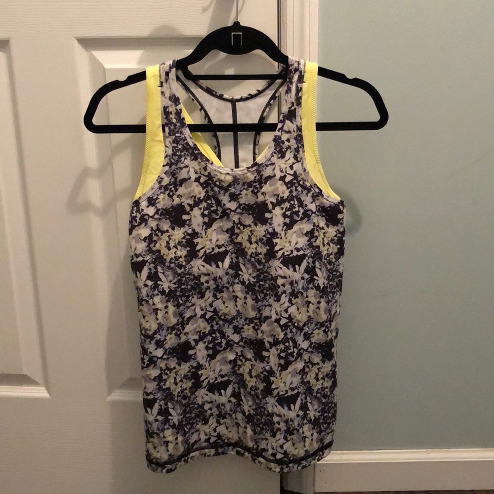 Lululemon top size 8